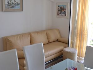 21991605-Ferienwohnung-8-Podgora-300x225-1