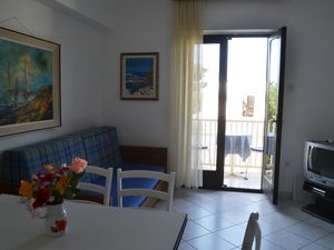 21991777-Ferienwohnung-6-Podgora-300x225-1