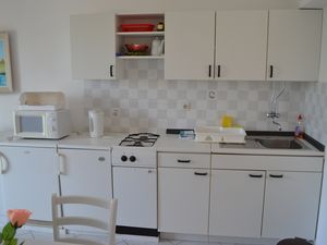 21991777-Ferienwohnung-6-Podgora-300x225-3