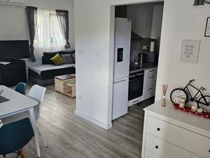 24000399-Ferienwohnung-6-Podgora-300x225-4