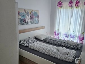 24000399-Ferienwohnung-6-Podgora-300x225-5