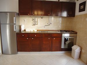 23929559-Ferienwohnung-4-Podgora-300x225-5