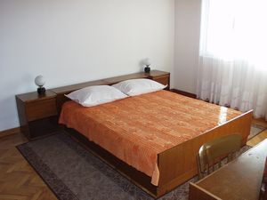 23925948-Ferienwohnung-6-Podgora-300x225-4