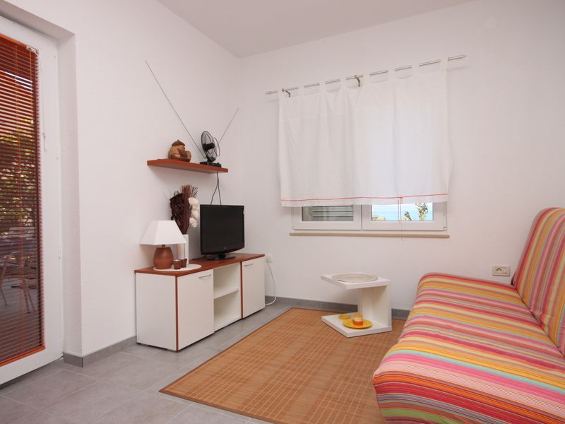 23929647-Ferienwohnung-4-Podgora-800x600-2