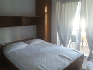 23926875-Ferienwohnung-4-Podgora-300x225-4