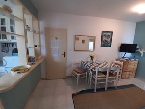 23926886-Ferienwohnung-4-Podgora-300x225-1