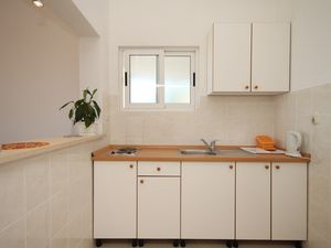 23929552-Ferienwohnung-6-Podgora-300x225-5