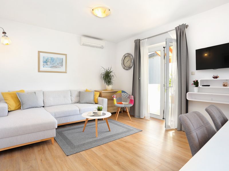 23926850-Ferienwohnung-6-Podgora-800x600-1