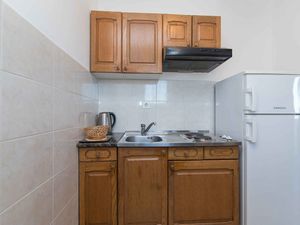 24030988-Ferienwohnung-4-Podgora-300x225-3