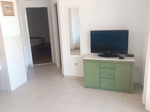 23926950-Ferienwohnung-5-Podgora-300x225-2