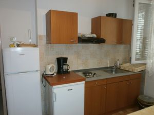 23931464-Ferienwohnung-4-Podgora-300x225-4