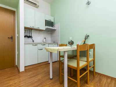 Ferienwohnung für 3 Personen (20 m²) in Podgora 7/10