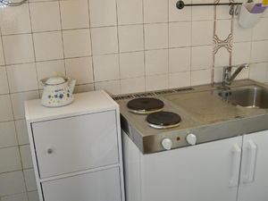 22445993-Ferienwohnung-2-Podstrana-300x225-5