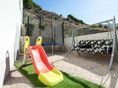Ferienwohnung für 9 Personen in Podstrana 3/10