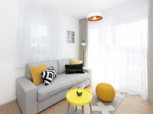 23377351-Ferienwohnung-4-Podstrana-300x225-5