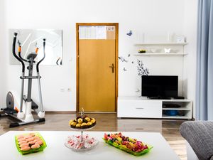 23931731-Ferienwohnung-8-Podstrana-300x225-3