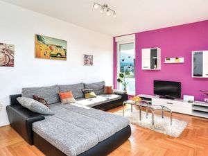 23708938-Ferienwohnung-6-Podstrana-300x225-5