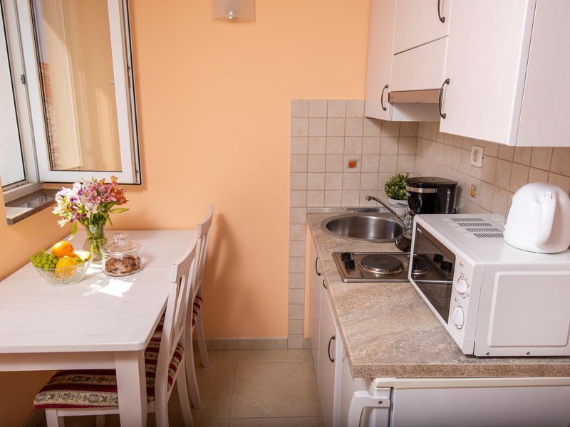 23748715-Ferienwohnung-2-Podstrana-800x600-2