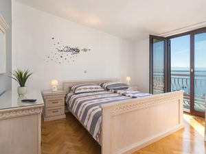 23761414-Ferienwohnung-8-Podstrana-300x225-5