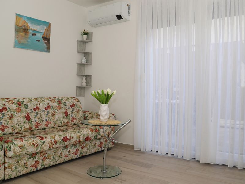 23539231-Ferienwohnung-4-Podstrana-800x600-1