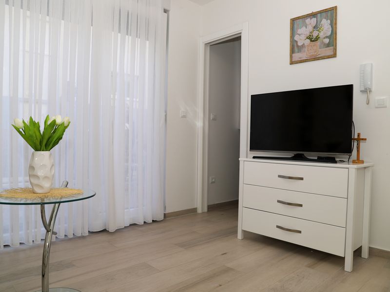 23539231-Ferienwohnung-4-Podstrana-800x600-2