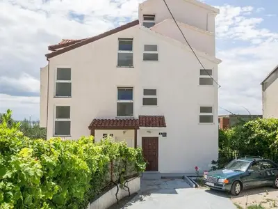 Ferienwohnung für 5 Personen in Podstrana 1/10