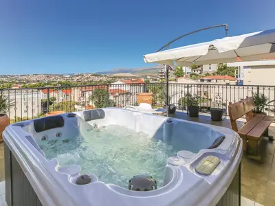 hot-tub