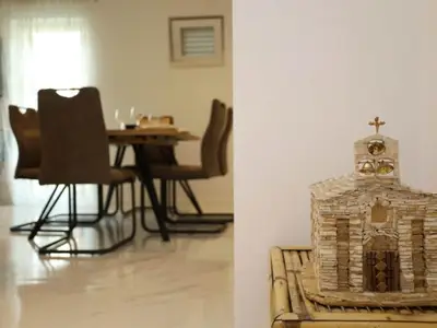 DiningRoom