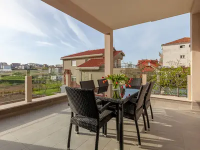 Ferienwohnung für 5 Personen (75 m²) in Podstrana 9/10