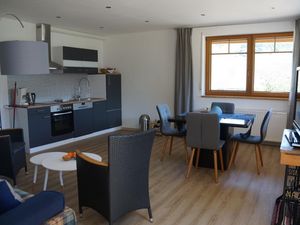 22422043-Ferienwohnung-4-Pölich-300x225-1