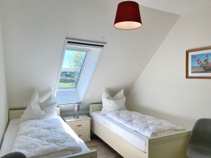 23975688-Ferienwohnung-4-Polchow-300x225-5