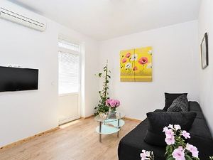 19285494-Ferienwohnung-0-Poljana-300x225-5