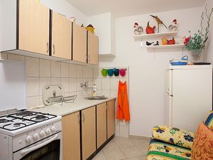 19053929-Ferienwohnung-2-Poljana-300x225-1