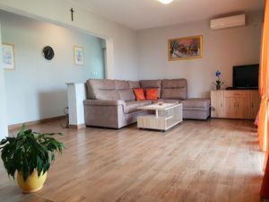 23933759-Ferienwohnung-6-Polje-300x225-2