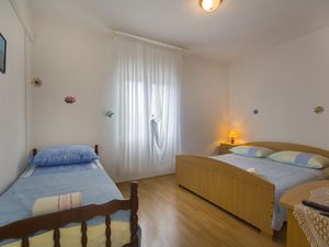 23934168-Ferienwohnung-3-Poljica-300x225-3