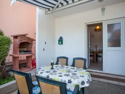 Ferienwohnung für 4 Personen (40 m²) in Poljica 5/10