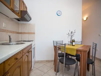 Ferienwohnung für 4 Personen (40 m²) in Poljica 9/10