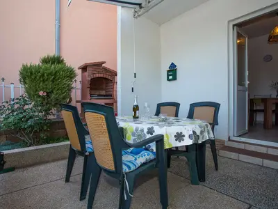 Ferienwohnung für 4 Personen (40 m²) in Poljica 3/10