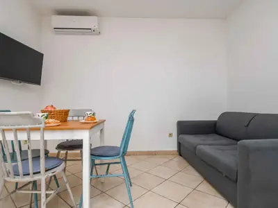 Ferienwohnung für 4 Personen (40 m²) in Poljica 9/10