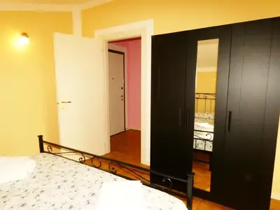 Schlafzimmer mit Doppelbett Schlafzimmer mit Doppelbett