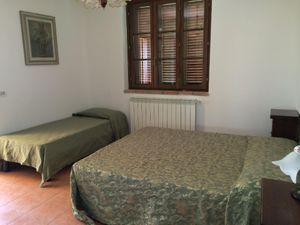 23080639-Ferienwohnung-6-Pomaia-300x225-4