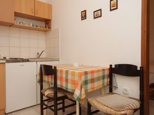 23929759-Ferienwohnung-2-Pomer-300x225-1