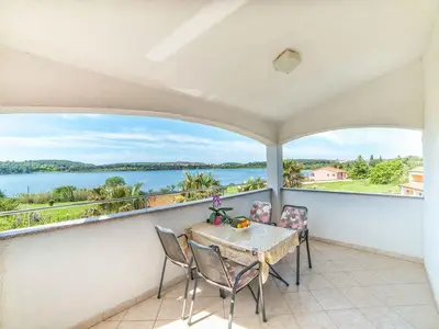 Ferienwohnung für 2 Personen (35 m²) in Pomer 1/10