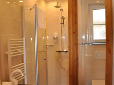 Ferienwohnung Leonhard Badezimmer