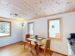 23892472-Ferienwohnung-2-Pontresina-300x225-2