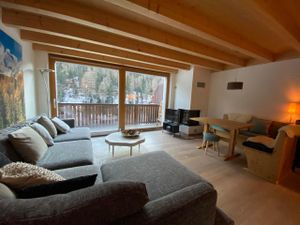 22194009-Ferienwohnung-3-Pontresina-300x225-3