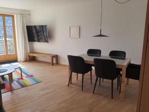 23503143-Ferienwohnung-4-Pontresina-300x225-4