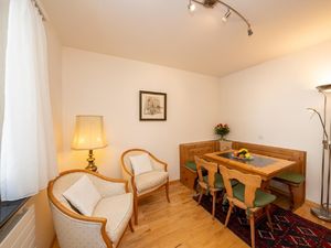 23577408-Ferienwohnung-2-Pontresina-300x225-3