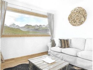 Ausblick vom Wohnzimmer auf Skigebiet Corviglia und Piz Nair