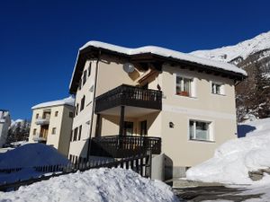 23686305-Ferienwohnung-3-Pontresina-300x225-2